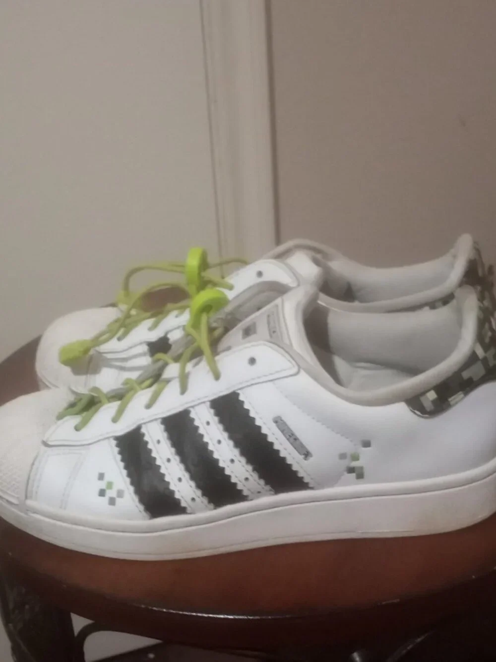 Kids Size 5.5 Adidas Superstar II J MINECRAFT White Black Shoe JQ8749